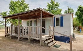 Modern Detached Chalet With Terrace Near The Beach